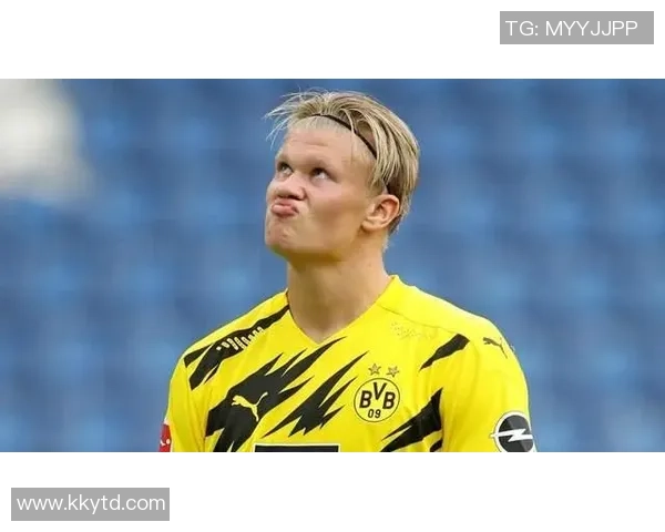 哈兰德：足坛新星崛起的传奇旅程与未来展望